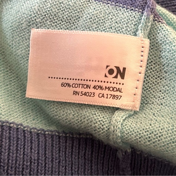 Old Navy Size L Striped Cardigan - Picture 5 of 5